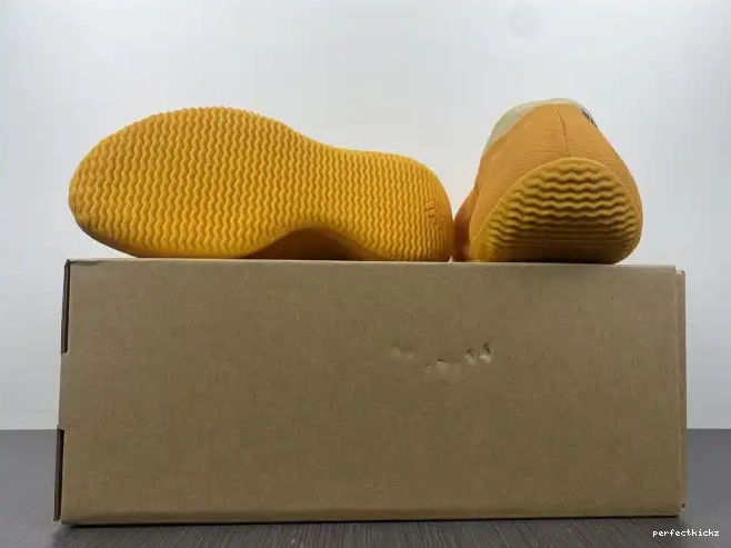 Yeezy Sulfur Knit RNR Adidas GW5353 0531